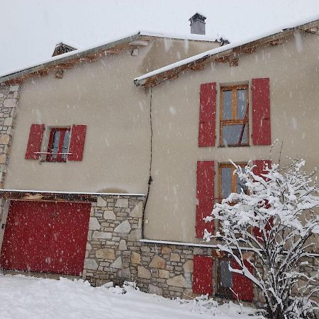 Maison De Montagne Dans Charmant Village Du Capcir Fontrabiouse Екстериор снимка