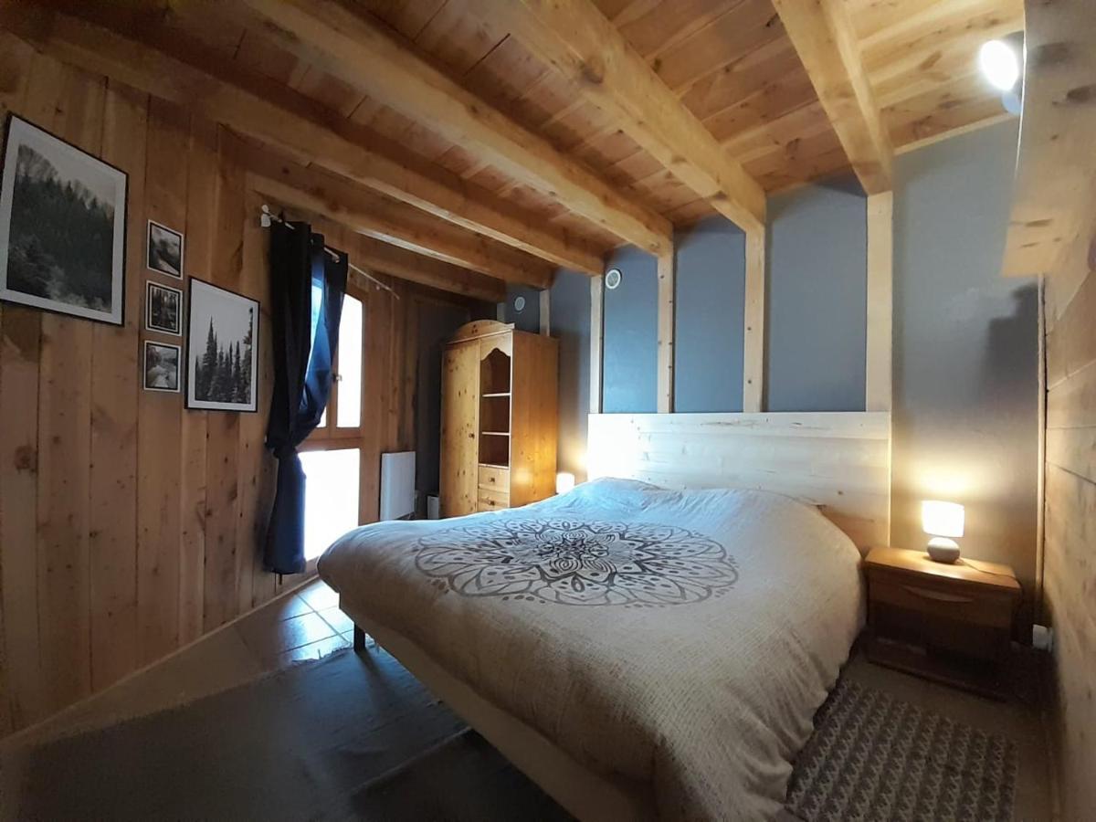 Maison De Montagne Dans Charmant Village Du Capcir Fontrabiouse Екстериор снимка